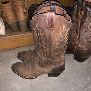 Ariat cowgirl boots